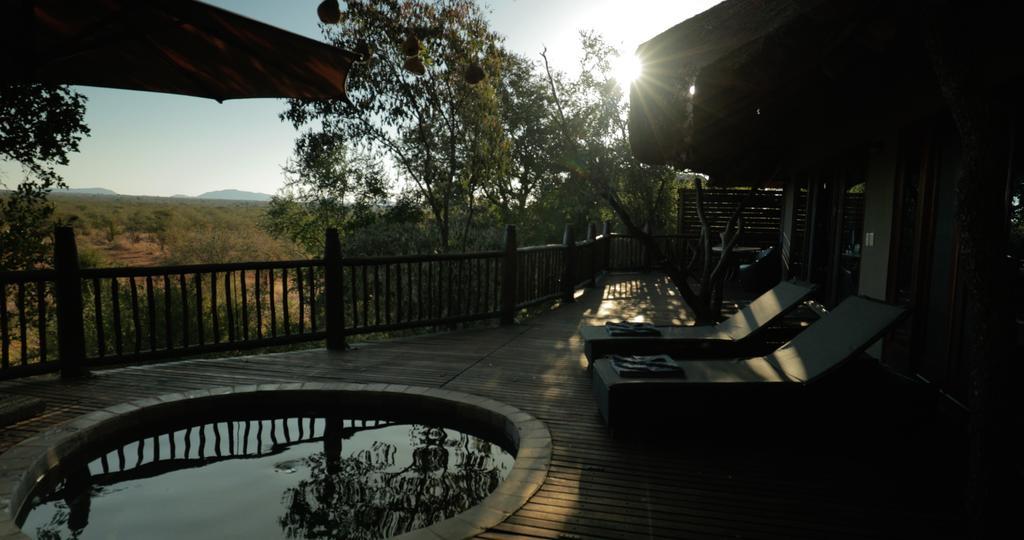 Etali Safari Lodge Madikwe Game Reserve Exterior photo