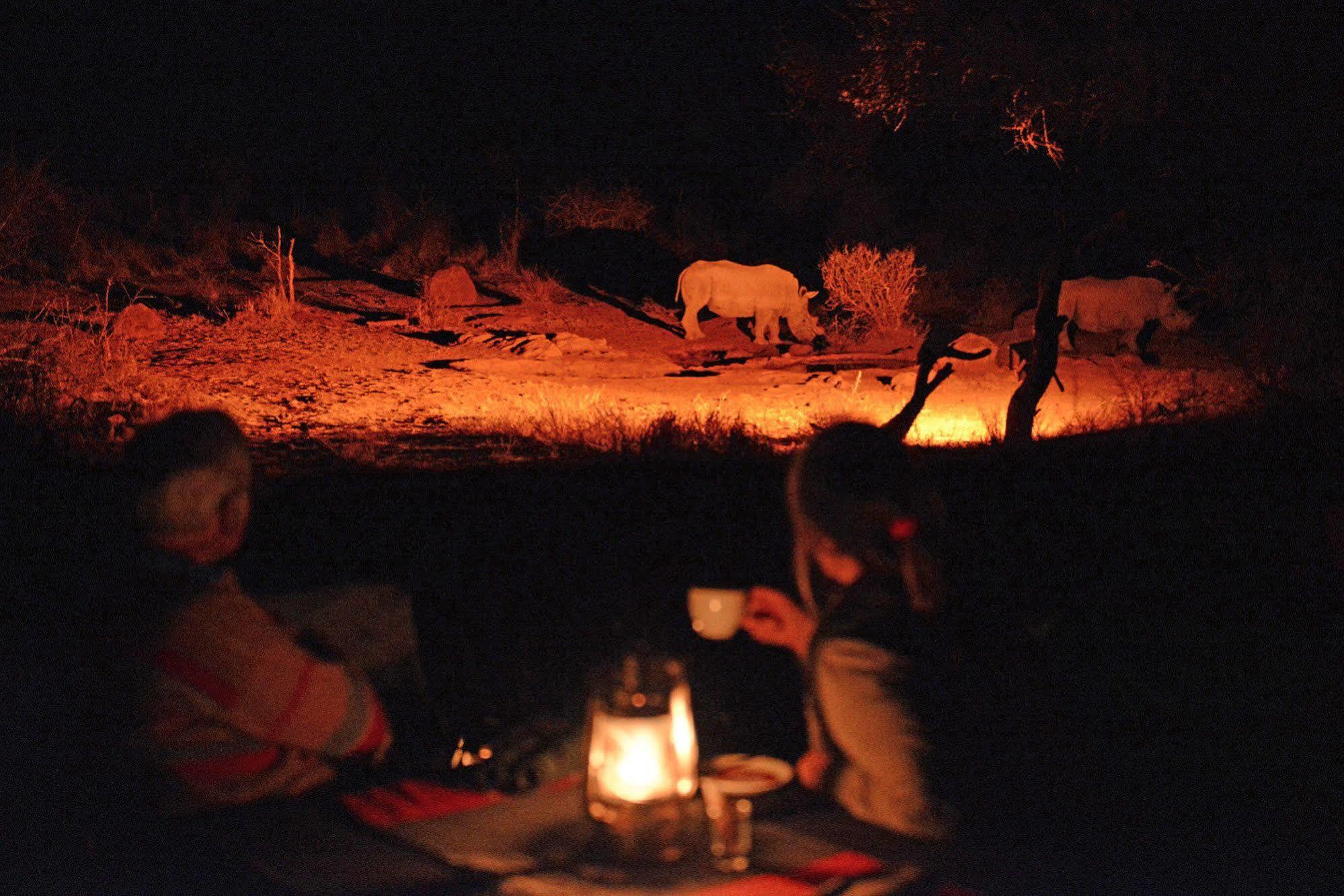 Etali Safari Lodge Madikwe Game Reserve Exterior photo